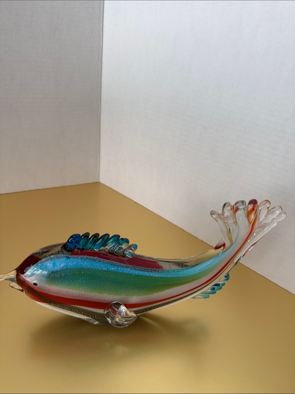 Vintage Murano- style handblown Glass Fish Figurine - Blue, Red, White - Picture 4 of 5
